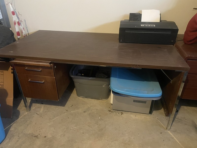 6 Foot Office Desk