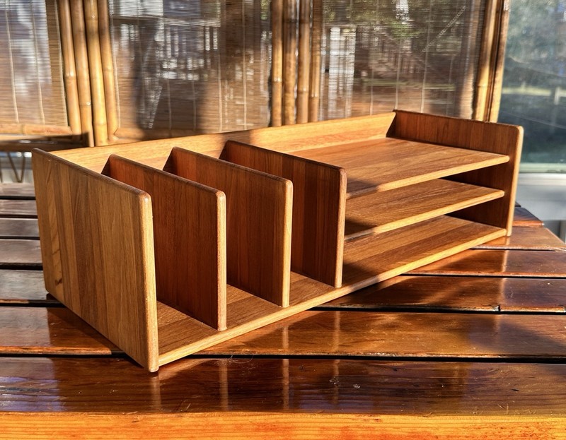 Vintage Nordisk Andels – Eksport Mid-Century Modern Danish Teak Desk Organizer