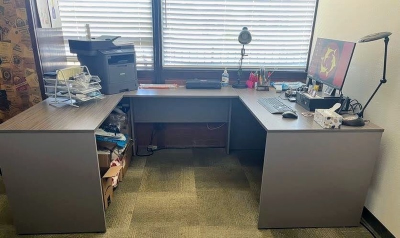 Bush Furniture Commerce 60W U Shaped Office Desk in Cocoa and Pewter gallery